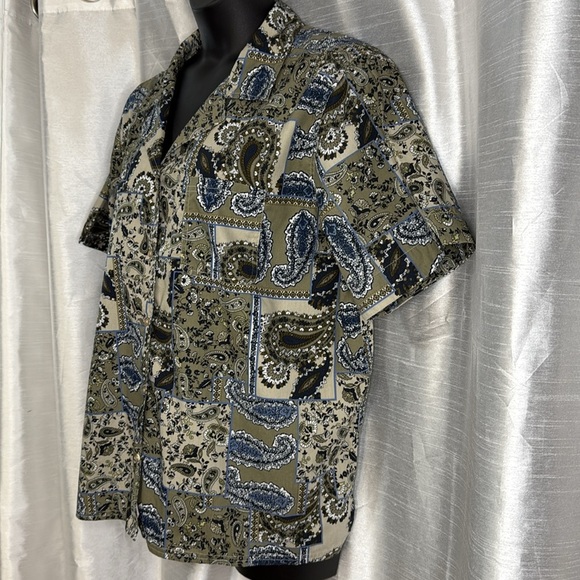 Bobbie Brooks Paisley Button Up Short Sleeve Top Collar V Neck Women’s 22W/24W - Picture 3 of 6